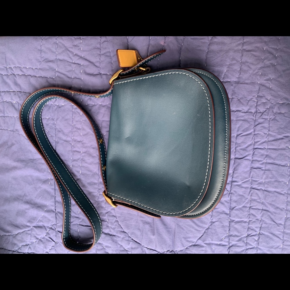 *COACH* Leather Saddle Flap Crossbody Bag